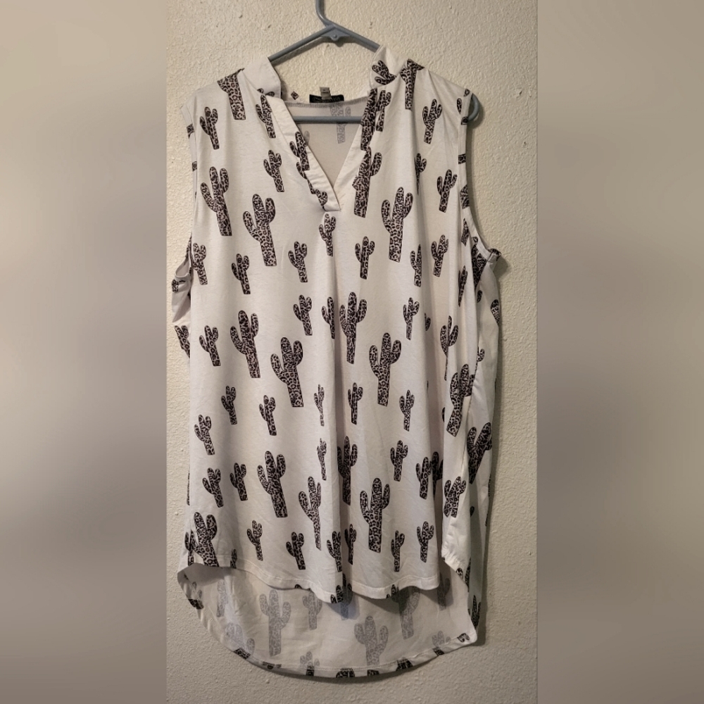 Catus sleeveless top